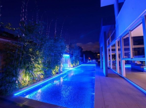 PAL-Swimming-pool-LED-lights_900x666c